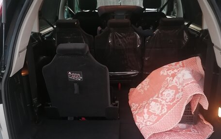 Citroen C4 Picasso II рестайлинг, 2007 год, 450 000 рублей, 10 фотография