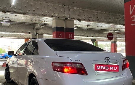 Toyota Camry, 2006 год, 690 000 рублей, 7 фотография