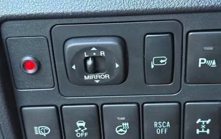 Toyota Land Cruiser 200, 2012 год, 3 950 000 рублей, 21 фотография