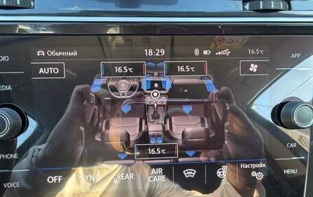 Volkswagen Tiguan II, 2018 год, 2 050 000 рублей, 8 фотография