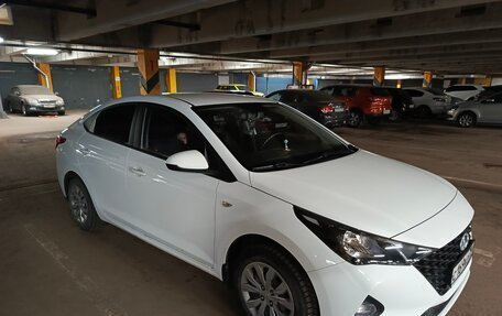 Hyundai Solaris II рестайлинг, 2020 год, 1 400 000 рублей, 2 фотография