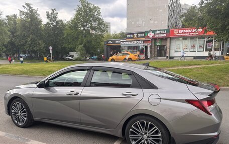 Hyundai Elantra, 2021 год, 2 200 000 рублей, 7 фотография