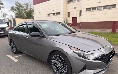 Hyundai Elantra, 2021 год, 2 200 000 рублей, 2 фотография