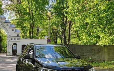 BMW X5, 2019 год, 6 900 000 рублей, 2 фотография