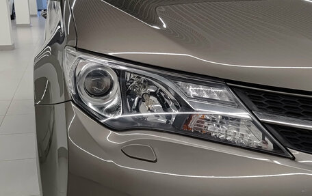 Toyota RAV4, 2014 год, 1 948 000 рублей, 21 фотография