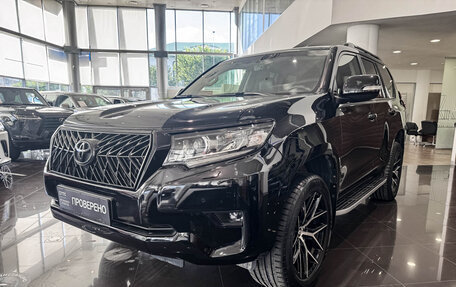 Toyota Land Cruiser Prado 150 рестайлинг 2, 2018 год, 4 698 000 рублей, 5 фотография