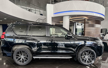 Toyota Land Cruiser Prado 150 рестайлинг 2, 2018 год, 4 698 000 рублей, 8 фотография