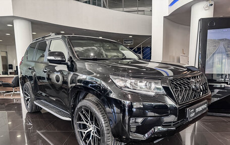 Toyota Land Cruiser Prado 150 рестайлинг 2, 2018 год, 4 698 000 рублей, 7 фотография