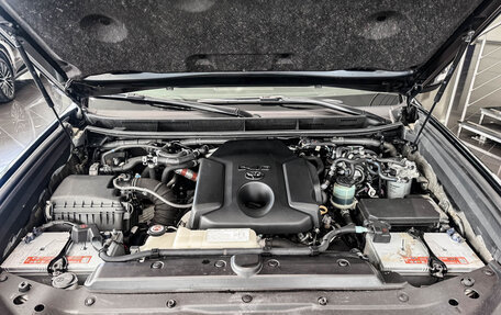 Toyota Land Cruiser Prado 150 рестайлинг 2, 2018 год, 4 698 000 рублей, 13 фотография
