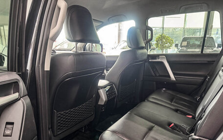 Toyota Land Cruiser Prado 150 рестайлинг 2, 2018 год, 4 698 000 рублей, 16 фотография