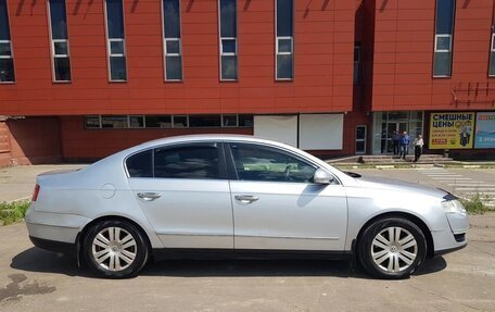 Volkswagen Passat B6, 2007 год, 530 000 рублей, 3 фотография
