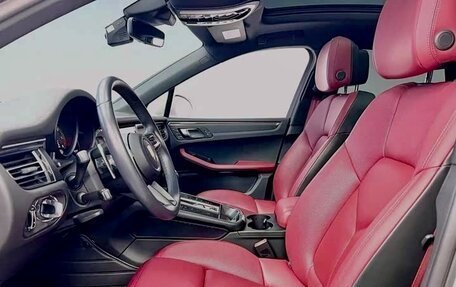 Porsche Macan I рестайлинг, 2024 год, 9 100 000 рублей, 10 фотография