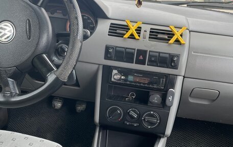 Volkswagen Pointer, 2004 год, 200 000 рублей, 16 фотография