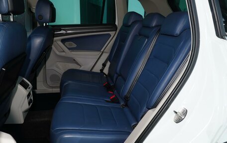 Volkswagen Tiguan II, 2017 год, 2 119 000 рублей, 13 фотография