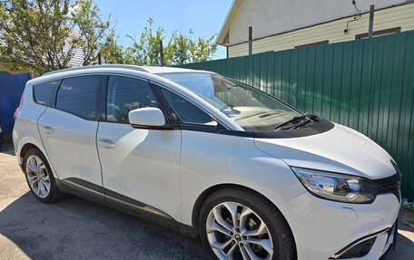 Renault Scenic IV, 2017 год, 1 800 000 рублей, 1 фотография