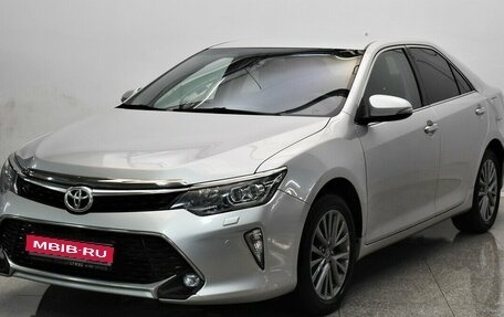 Toyota Camry, 2017 год, 2 050 000 рублей, 1 фотография