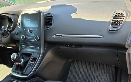 Renault Scenic IV, 2017 год, 1 800 000 рублей, 8 фотография