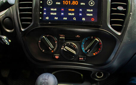 Nissan Juke II, 2011 год, 778 000 рублей, 22 фотография