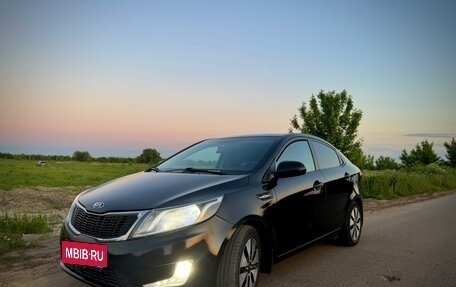 KIA Rio III рестайлинг, 2014 год, 900 000 рублей, 3 фотография