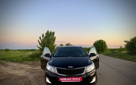 KIA Rio III рестайлинг, 2014 год, 900 000 рублей, 5 фотография
