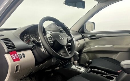 Mitsubishi Pajero Sport II рестайлинг, 2014 год, 2 250 000 рублей, 11 фотография