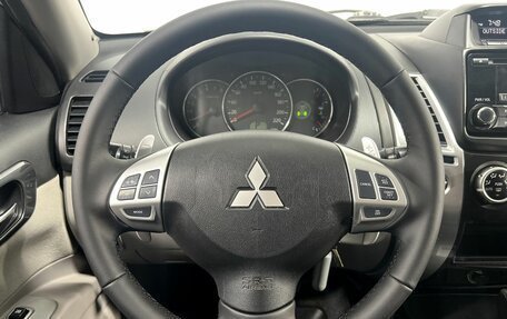 Mitsubishi Pajero Sport II рестайлинг, 2014 год, 2 250 000 рублей, 17 фотография