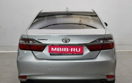Toyota Camry, 2017 год, 2 050 000 рублей, 3 фотография