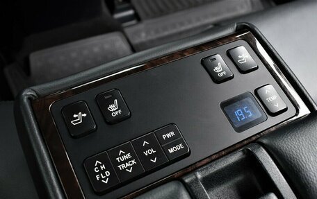 Toyota Camry, 2017 год, 2 050 000 рублей, 13 фотография