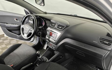 KIA Rio III рестайлинг, 2015 год, 990 000 рублей, 10 фотография