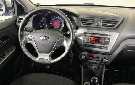 KIA Rio III рестайлинг, 2015 год, 990 000 рублей, 12 фотография