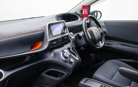 Toyota Sienta II, 2017 год, 1 460 000 рублей, 11 фотография