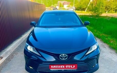 Toyota Camry, 2022 год, 2 999 099 рублей, 3 фотография
