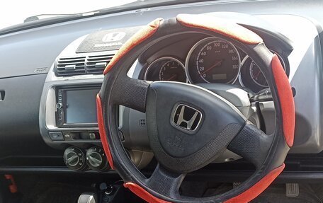 Honda Fit III, 2002 год, 260 000 рублей, 7 фотография