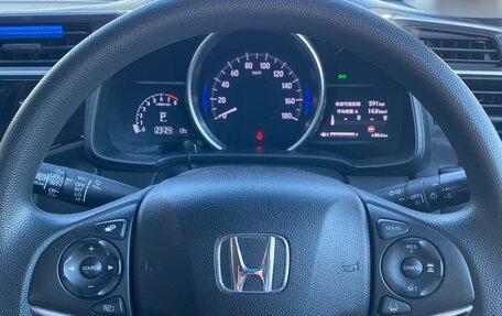 Honda Fit III, 2018 год, 1 250 000 рублей, 16 фотография
