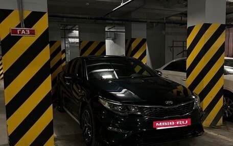 KIA Optima IV, 2019 год, 1 600 000 рублей, 2 фотография