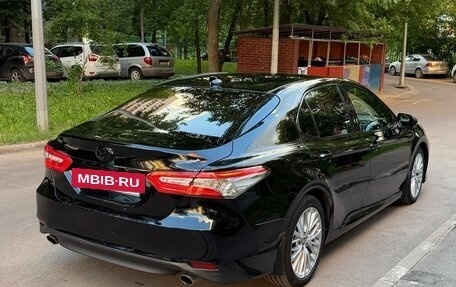 Toyota Camry, 2019 год, 3 100 000 рублей, 12 фотография