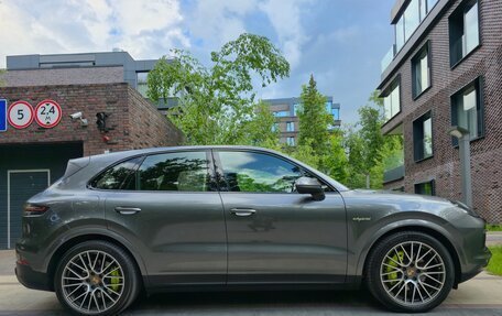 Porsche Cayenne III, 2022 год, 6 050 000 рублей, 5 фотография