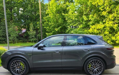 Porsche Cayenne III, 2022 год, 6 050 000 рублей, 10 фотография
