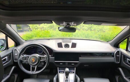 Porsche Cayenne III, 2022 год, 6 050 000 рублей, 17 фотография