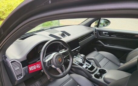 Porsche Cayenne III, 2022 год, 6 050 000 рублей, 21 фотография