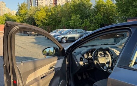 Chevrolet Cruze II, 2010 год, 430 000 рублей, 18 фотография