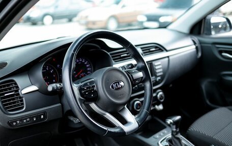 KIA Rio IV, 2018 год, 1 359 000 рублей, 9 фотография