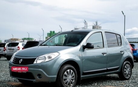 Renault Sandero I, 2012 год, 759 000 рублей, 2 фотография
