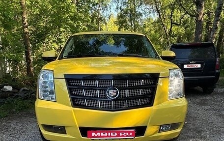 Cadillac Escalade III, 2013 год, 2 800 000 рублей, 2 фотография