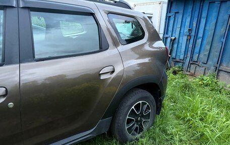 Renault Duster, 2021 год, 1 750 000 рублей, 3 фотография
