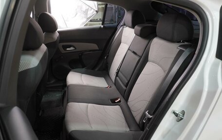 Chevrolet Cruze II, 2012 год, 899 000 рублей, 9 фотография