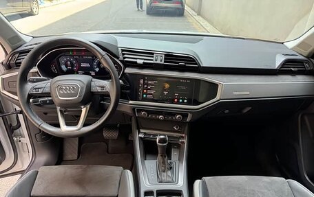 Audi Q3, 2023 год, 2 050 000 рублей, 7 фотография