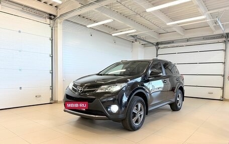 Toyota RAV4, 2013 год, 2 179 000 рублей, 2 фотография
