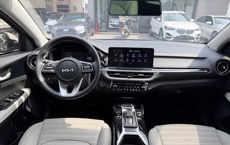 KIA K3, 2023 год, 1 200 000 рублей, 8 фотография