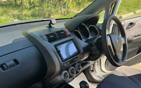 Honda Fit III, 2004 год, 518 000 рублей, 9 фотография
